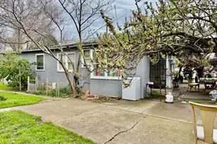 921 Rivera Dr, Sacramento, CA 95838 - Photo 8