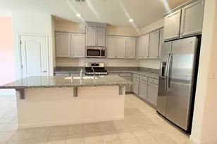 713 Betten St, Los Banos, CA 93635 - Photo 4