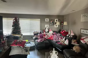 1123 W Harney Ln, Lodi, CA 95240 - Photo 8