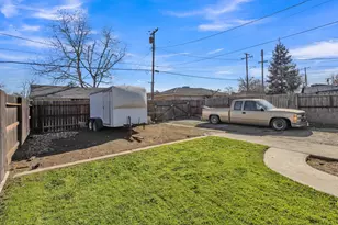 433 5th St, Galt, CA 95632 - Photo 42