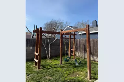 2021 W Acacia Street, Stockton, CA 95203 - Photo 28