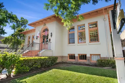 355 W Las Palmas Avenue, Patterson, CA 95363 - Photo 2