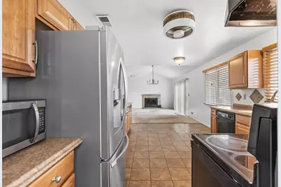 7828 Delaney Drive, Antelope, CA 95843 - Photo 14