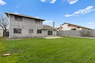 7828 Delaney Dr, Antelope, CA 95843 - Photo 2