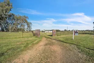 7569 Camp Far West Rd, Wheatland, CA 95692 - Photo 16