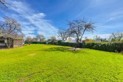 544 Santa Ana Avenue, Sacramento, CA 95838 - Photo 18