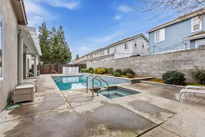 1800 Hemstead Court, Modesto, CA 95355 - Photo 32