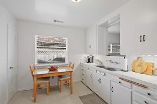 47 45th St, Sacramento, CA 95819 - Photo 18