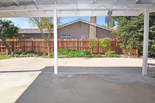 425 Corello St, Turlock, CA 95380 - Photo 34