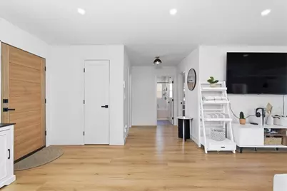 1923 Juliesse Avenue, Sacramento, CA 95815 - Photo 4