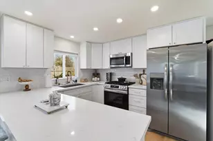 1923 Juliesse Ave, Sacramento, CA 95815 - Photo 2