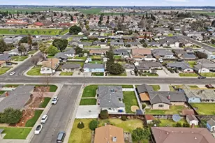 8232 Shoreen St, Hilmar, CA 95324 - Photo 32