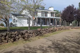 3081 Little Spur, Somerset, CA 95684 - Photo 4