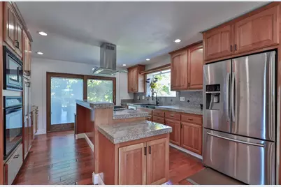 3081 Little Spur, Somerset, CA 95684 - Photo 14