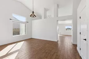 2091 Hastings Dr, Los Banos, CA 93635 - Photo 4