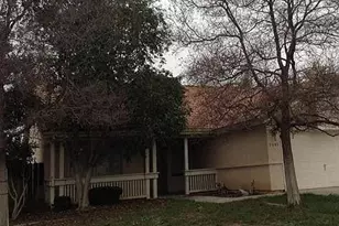 2091 Hastings Dr, Los Banos, CA 93635 - Photo 1