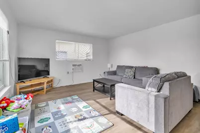 7877 Sayonara Drive, Citrus Heights, CA 95610 - Photo 10