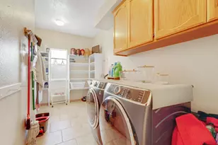 708 Coastal Ct, Los Banos, CA 93635 - Photo 8