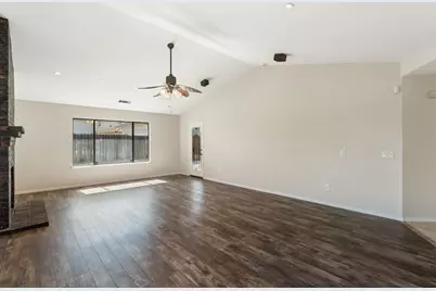 914 Cedar Canyon Circle, Galt, CA 95632 - Photo 8