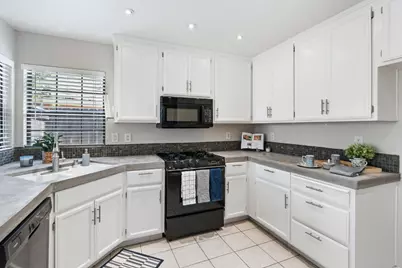 914 Cedar Canyon Circle, Galt, CA 95632 - Photo 10