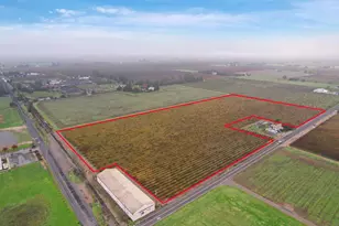 6233 E Woodbridge Rd, Acampo, CA 95220 - Photo 1