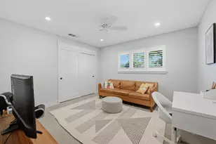 2929 Latham Dr, Sacramento, CA 95864 - Photo 24