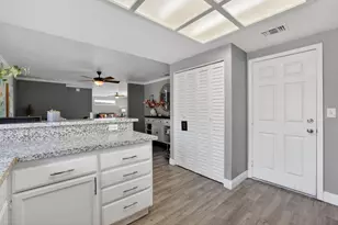 10237 Countryside Way, Sacramento, CA 95827 - Photo 20