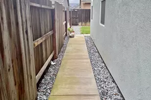 1027 Heritage Way, Yuba City, CA 95991 - Photo 48