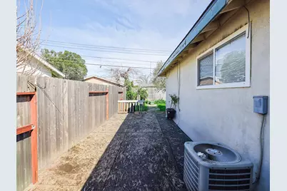 10141 De Soto Way, Sacramento, CA 95827 - Photo 38