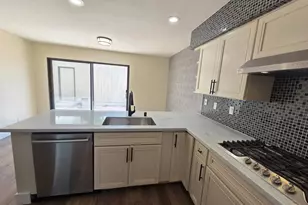8851 Bluff Ln, Fair Oaks, CA 95628 - Photo 12