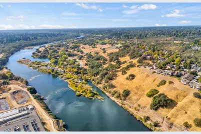 8851 Bluff Lane, Fair Oaks, CA 95628 - Photo 2