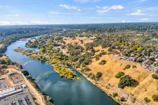 8851 Bluff Ln, Fair Oaks, CA 95628 - Photo 2
