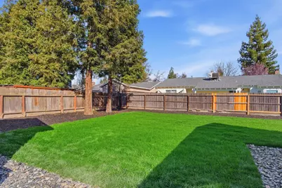 2521 East Avenue, Turlock, CA 95380 - Photo 18