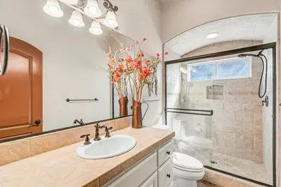 9904 Fox Borough Drive, Oakdale, CA 95361 - Photo 24