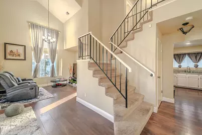 3930 Samos Way, Sacramento, CA 95823 - Photo 4