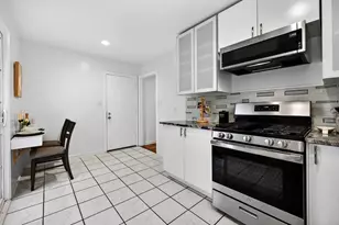 5300 49th St, Sacramento, CA 95820 - Photo 8