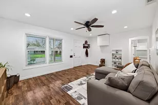 5300 49th St, Sacramento, CA 95820 - Photo 4