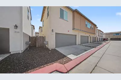 1624 Westwind Way, Lathrop, CA 95330 - Photo 32