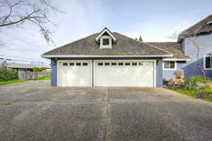 8475 Burford Ln, Fair Oaks, CA 95628 - Photo 34