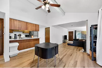 1052 Clinton Road, Sacramento, CA 95825 - Photo 12