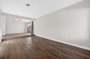 1052 Clinton Rd, Sacramento, CA 95825 - Photo 30