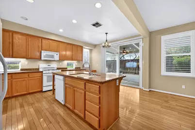 6360 Curlew Court, Rocklin, CA 95765 - Photo 12