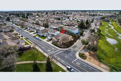 9272 Salmon Creek Drive, Elk Grove, CA 95624 - Photo 54