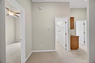 9272 Salmon Creek Dr, Elk Grove, CA 95624 - Photo 32