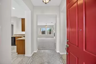 9272 Salmon Creek Dr, Elk Grove, CA 95624 - Photo 8