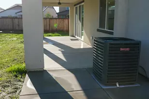 10100 Downy Birch Dr, Stockton, CA 95219 - Photo 8