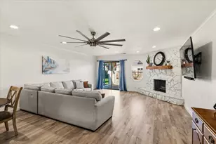 8041 Alta Vista Ln, Citrus Heights, CA 95610 - Photo 2