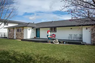 1559 Daphne Ln, Yuba City, CA 95993 - Photo 10