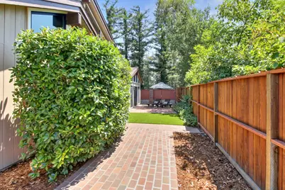 7916 Laurelridge Court, Fair Oaks, CA 95628 - Photo 56