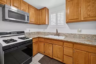 8099 Shasta Ave, Elk Grove, CA 95758 - Photo 12